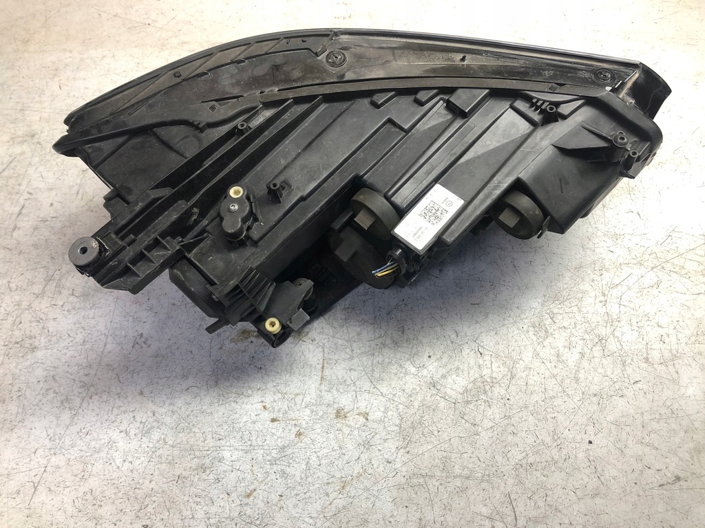 фото №7, Лампа левый перед passat b8 3g1941005c europa