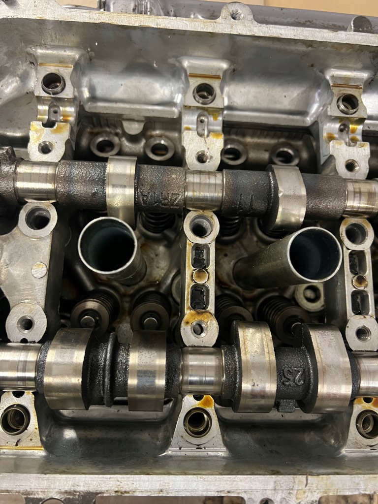 фото №9, Toyota auris ii e18 головка комплектная a1zr-e12u 1,6 16v