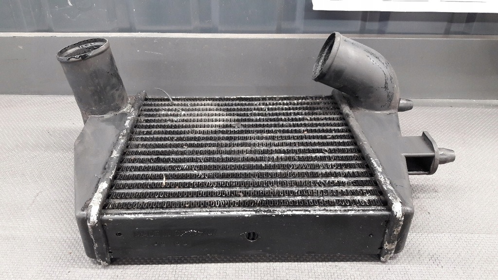 фото №1, 3.7237.2.04 интеркулер alfa romeo 90 2,4 td