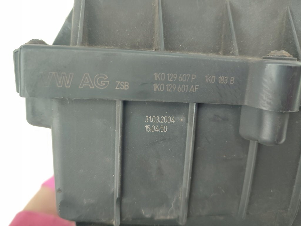 фото №7, Корпус фільтра повітря витратомір seat altea 1.9tdi 1k0129607d