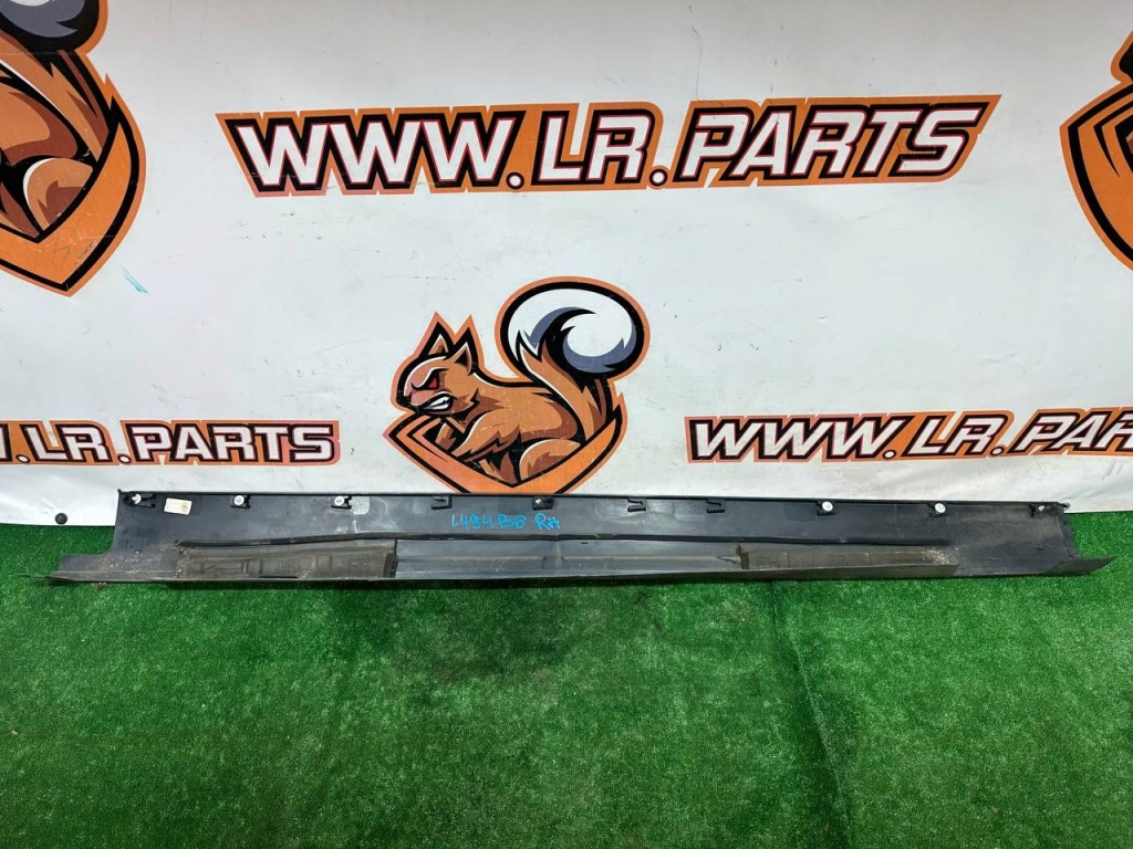 Купити Молдинг поріг права range rover cpla-101d56-ad