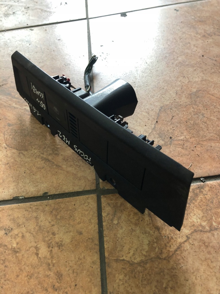 фото №3, Панель перемикачів ford оригінальний номер 4m51-13d734-bc