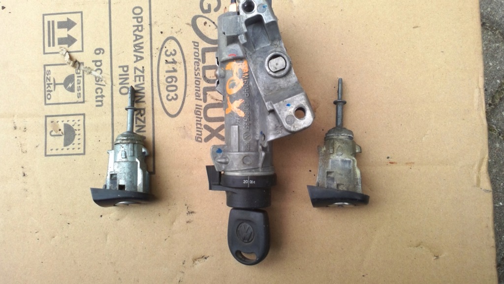 фото №1, Vw fox замок запалювання з kuczykiem + вкладиші двері l + p 4b0905851 n оригінал