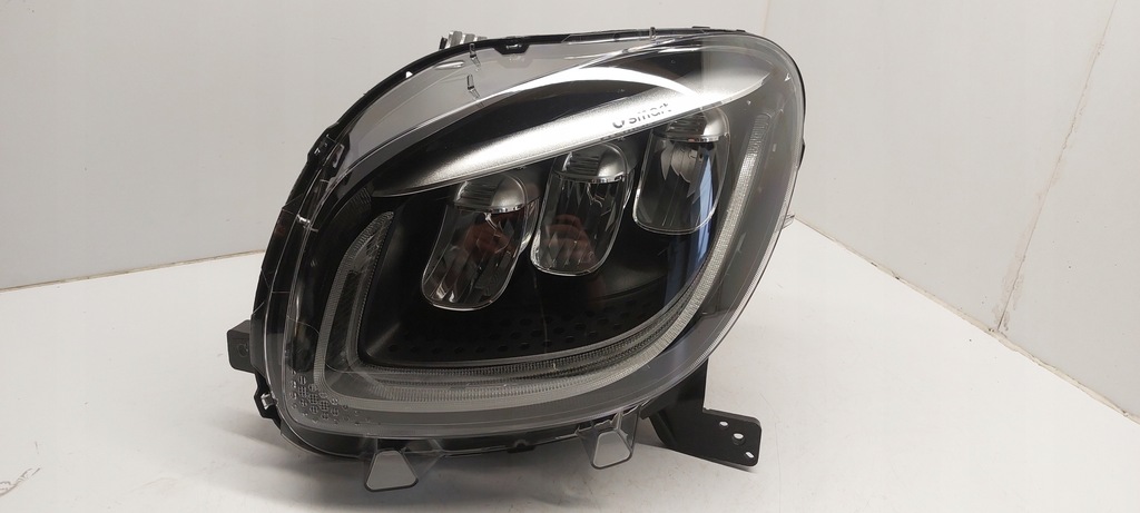 фото №9, Лампа лампы перед правая левая smart a453 full led a45390669701 a4539066102
