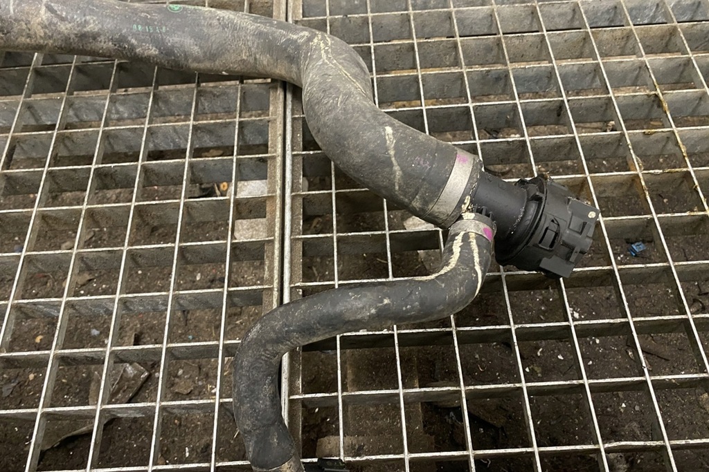 фото №6, Труба охлаждение bmw 3 g20, g28 8654823 2.0l бензиновый 190kw 2019