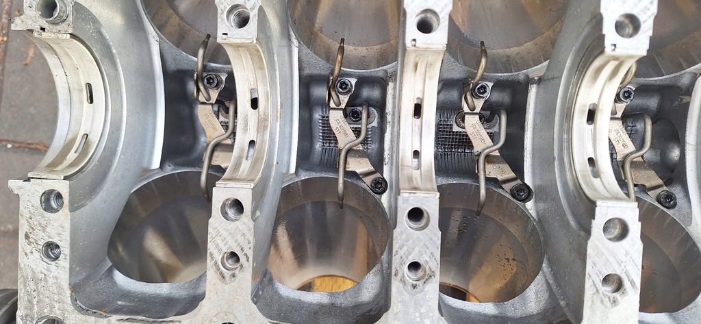 фото №15, Audi 079103023 079103023 r8 4.2 блок двигуна lift fsi cnd