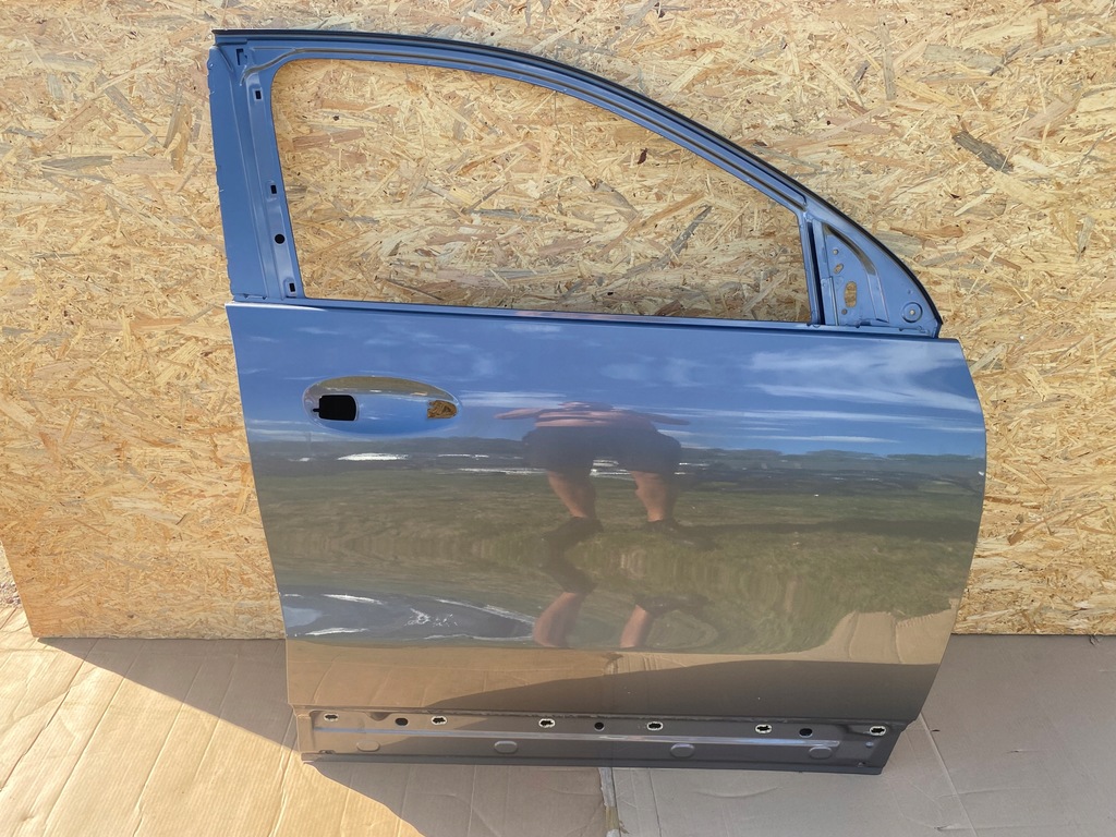 фото №1, Mercedes gla ii h247 eqa h243 дверь перед передние правое