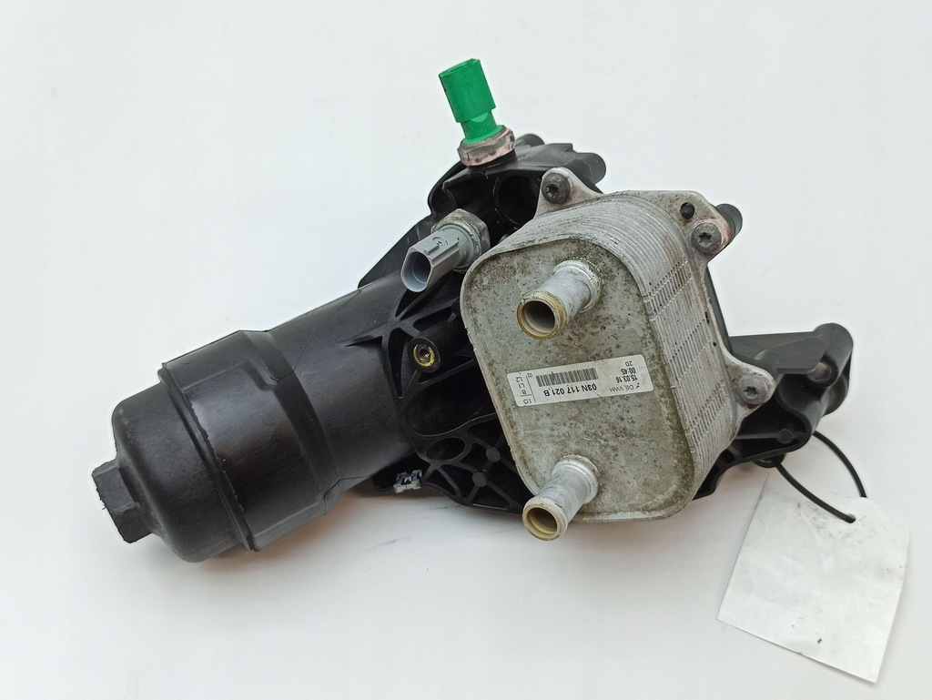 фото №10, Audi a4 s4 b9 8w кронштейн / кронштейн фильтра масла 03n115389n