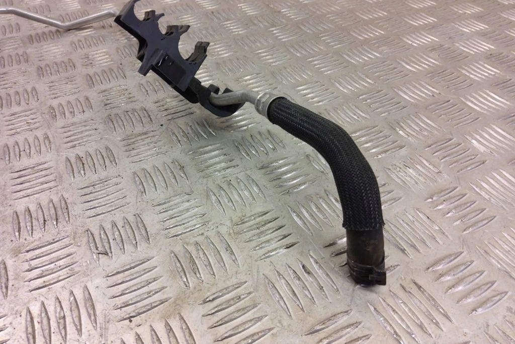 фото №10, Труба охолодження bmw x1 f48 8687749 2.0l бензиновий 2018