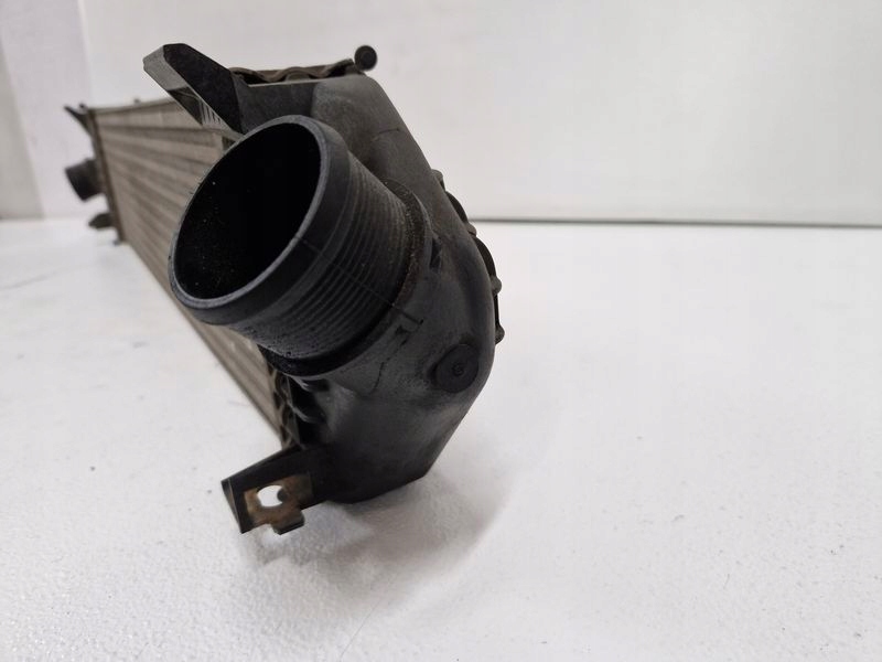 Volvo v40 2 2 1.6 d інтеркулер радіатор повітря 31319168 Зі Шроту