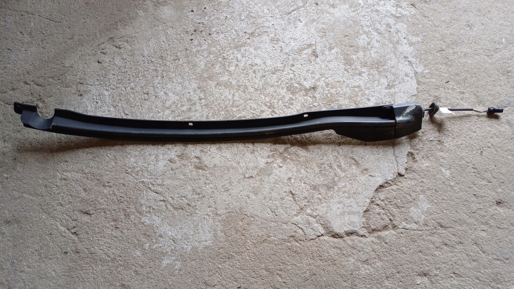 фото №1, Chrysler grand voyager v защита крышки