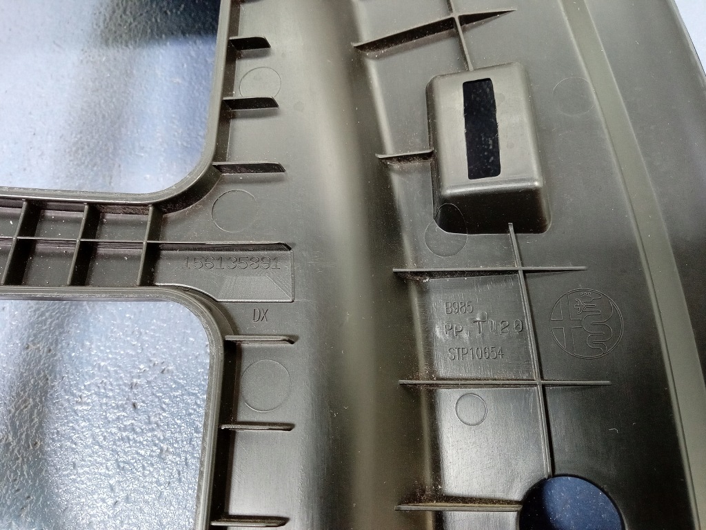 фото №3, Alfa romeo stelvio qv кронштейн сидіння задня правий