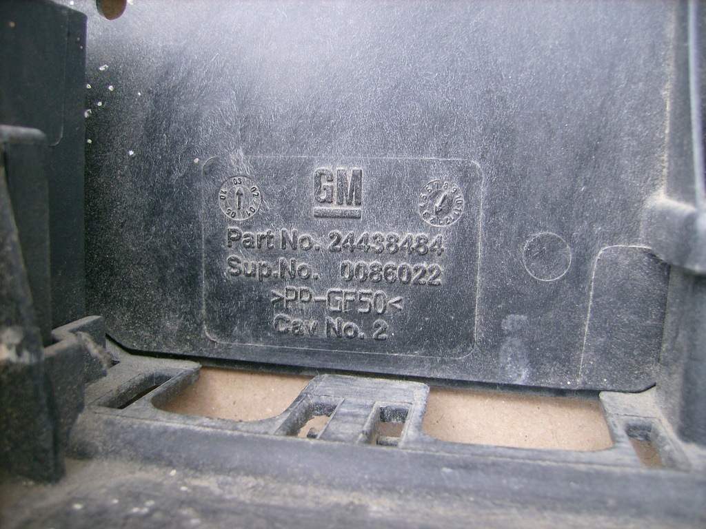 Купити Корпус akumulaora opel signim vectra c 24413805