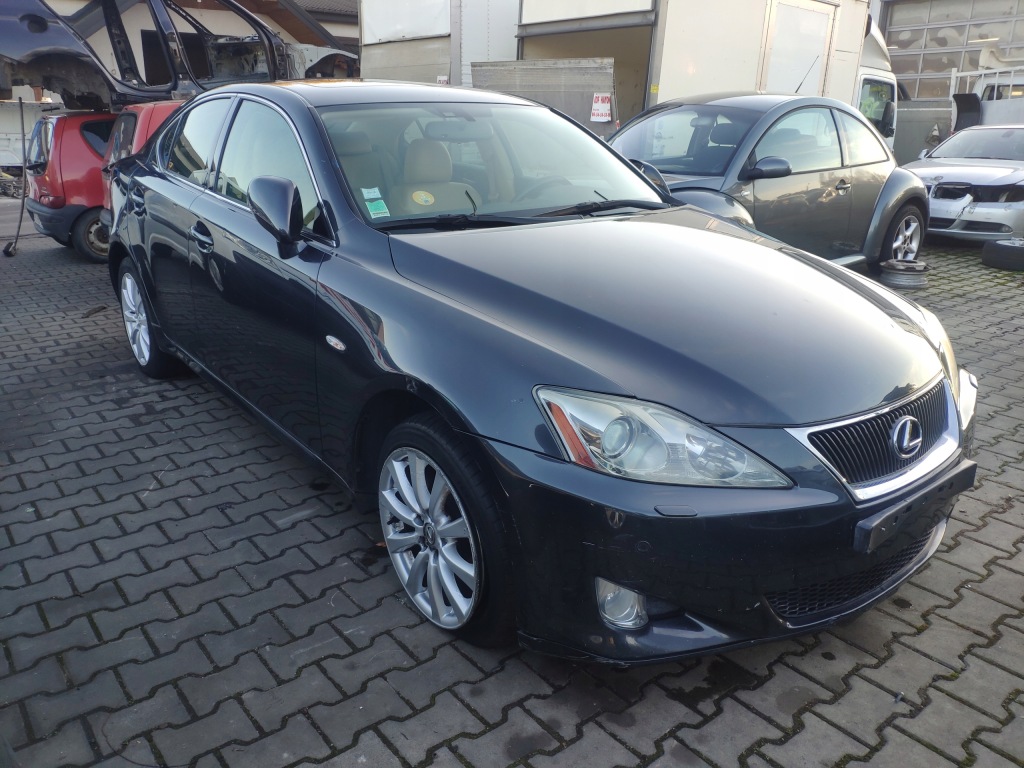 Lexus is ii 2 220d 05- радио навигация 86111-53050 86420-53031 Киев