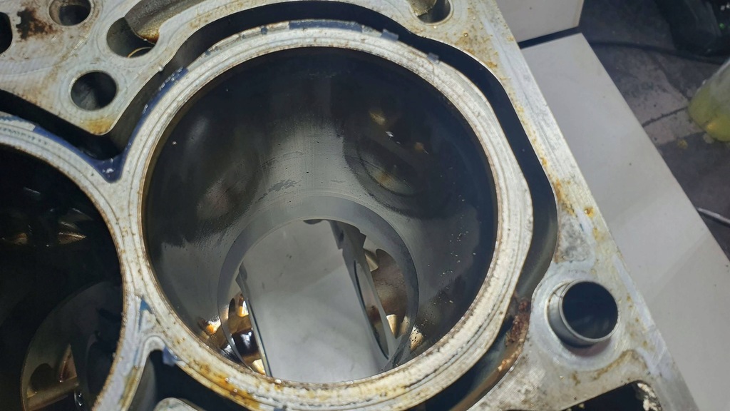 фото №7, Volkswagen golf v 5 touran 1.6 fsi bag 03c103019g блок двигуна номінальний