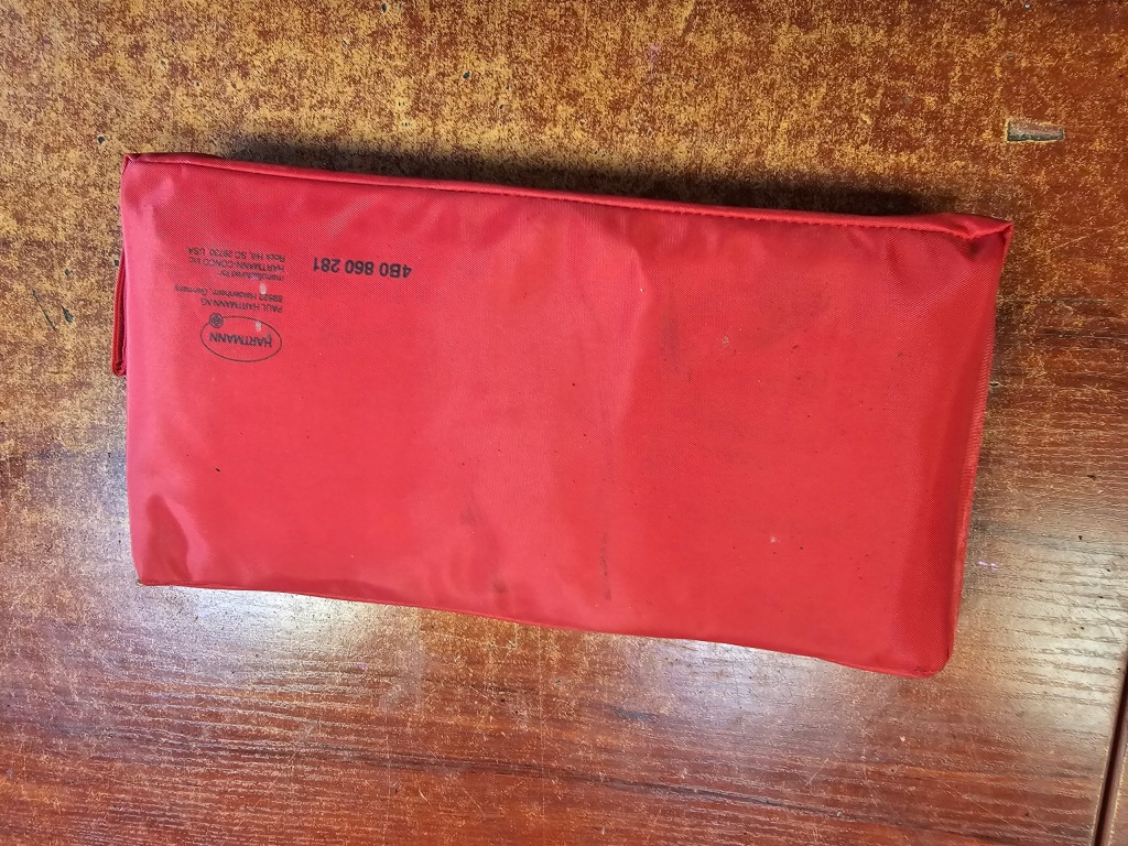 фото №4, Аптечка audi a4 b7 eu