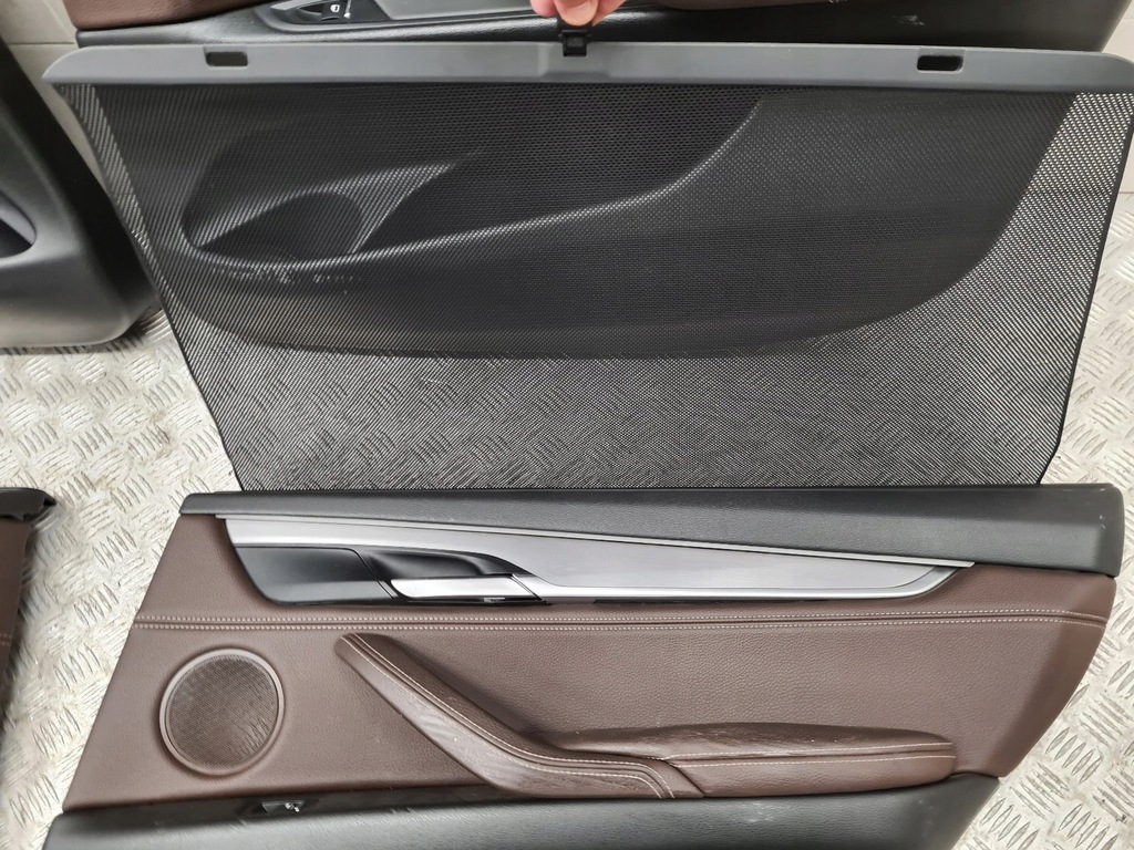 фото №13, Bmw x5 f15 обивка сиденья заднее сиденье обшивки туннель кожа air bag