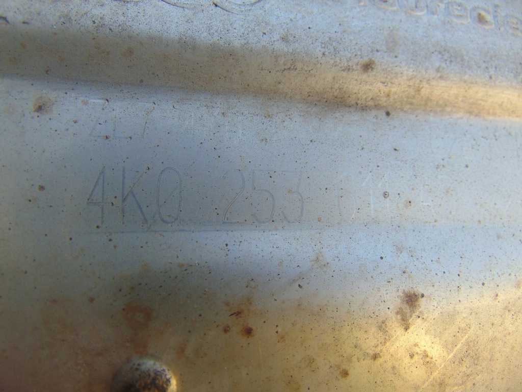 фото №14, Гасник вихлоп кінцевий audi a6 c8 4k0253611a