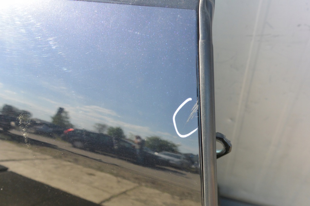 Дверь правый  задняя lexus gs 3 450h чёрные рестайлинг в Украине