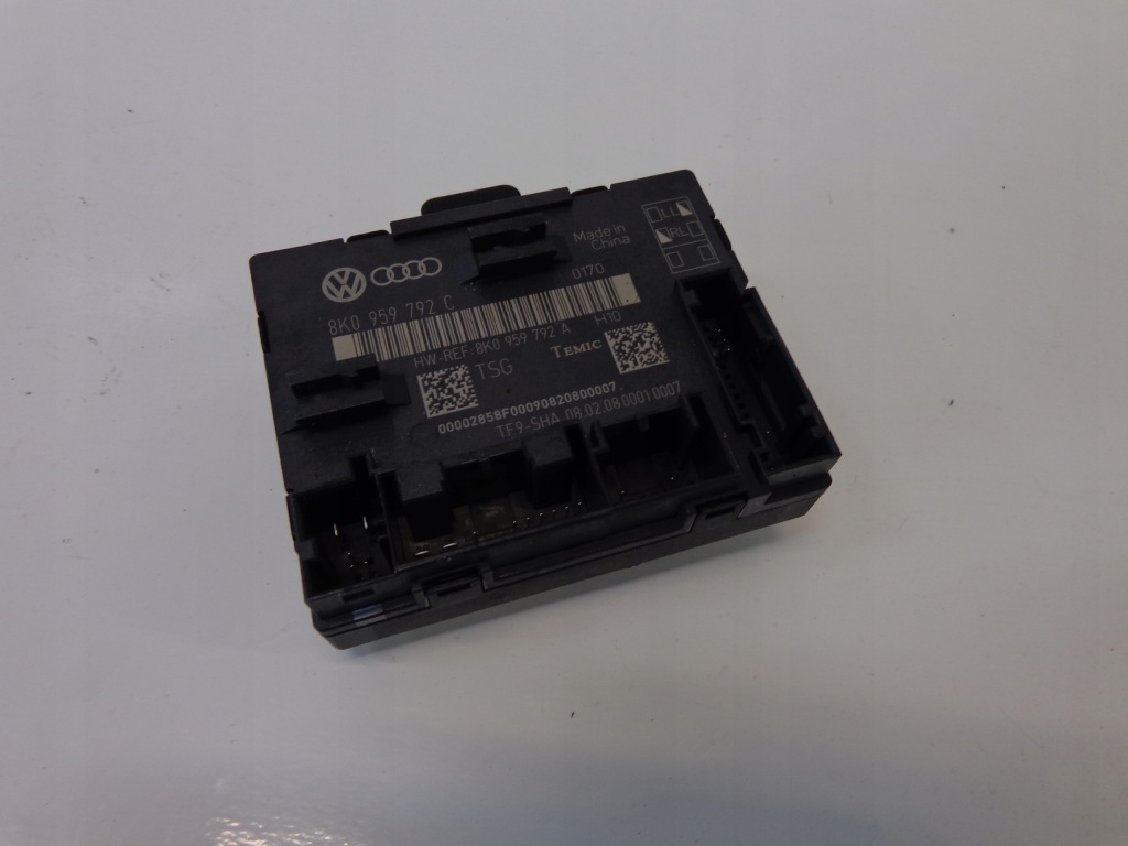 фото №1, Audi a4 b8 a5 модуль блок управления дверь 8k0959792c