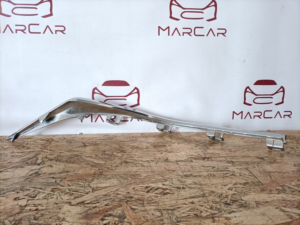 Mazda 3 3 рестайлинг  молдинг хром решётка радиатора левая перед bhn1-507k1 Киев