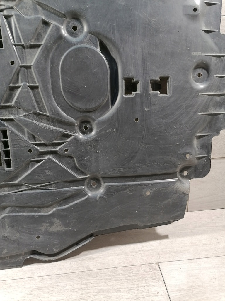 фото №11, Mercedes w247 плита защита двигатель a2475202600