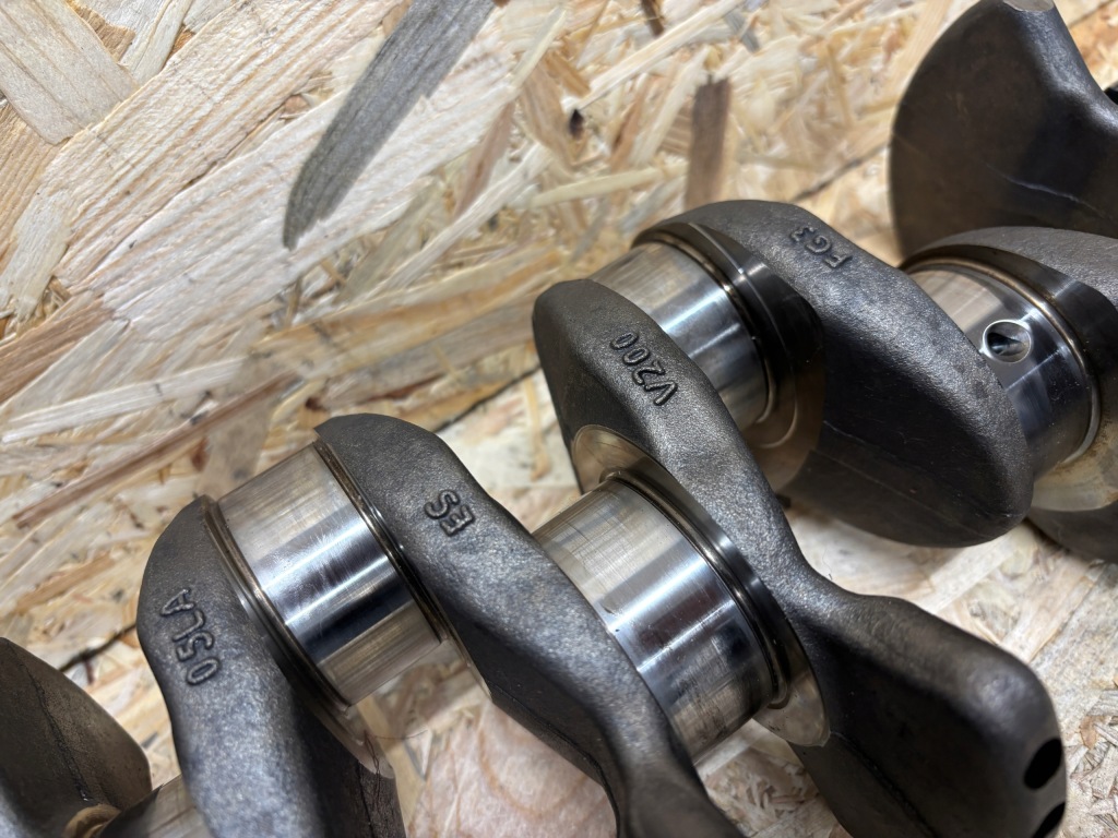 Skoda kodiaq 2.0 tdi wał колінчастий номінальний оригінал 05la в Україні