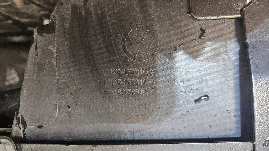 Бампер задний задний vw volkswagen amarok 2 2023 n1xb-17b810-a комплектный в Украине