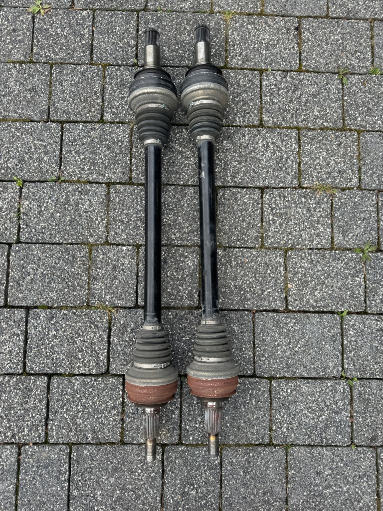 фото №1, Привідний вал задня porsche panamera 971