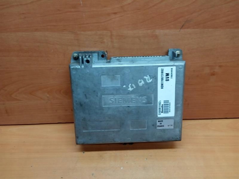 фото №1, Бортовой компьютер двигателя блок управления renault 7700744410