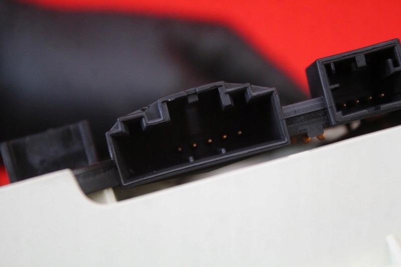 фото №11, Лампа освітлення салону перед 8t0947135b audi a4 b8 07-11