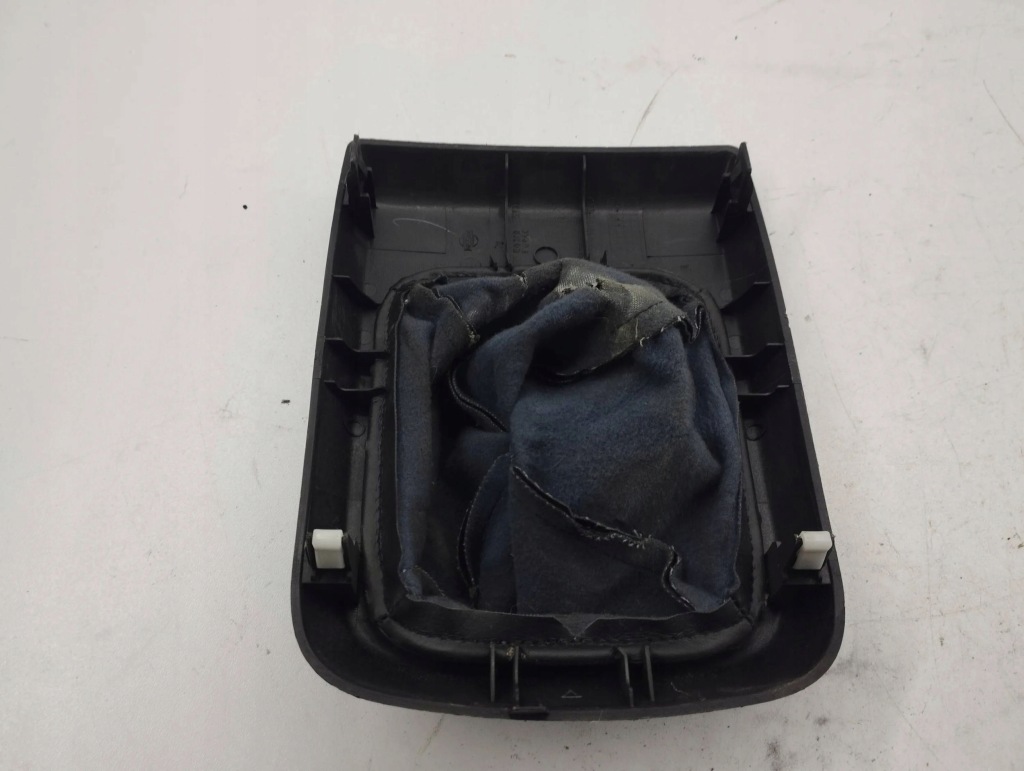 Nissan x-trail t30 2005 рамка рычаг переключения передач  96935eq300 в Украине