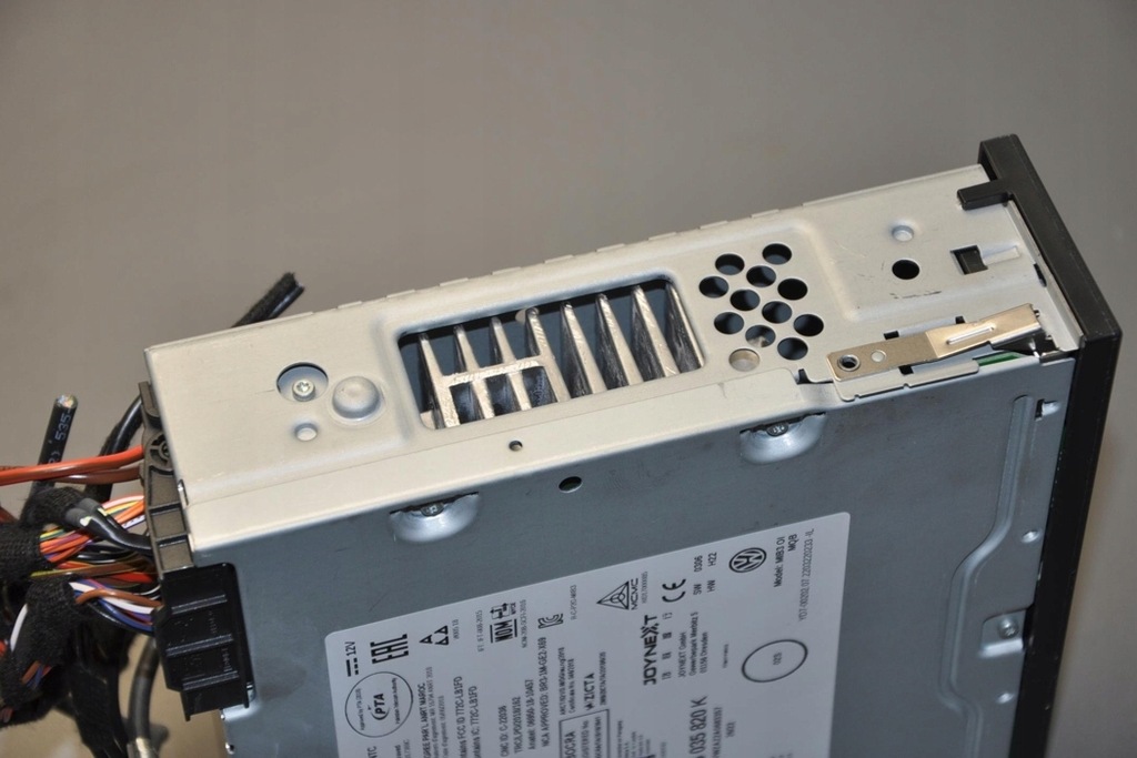 фото №7, Радіо з навігація vw t-roc a11 3g5035820k бензиновий 110kw 2022