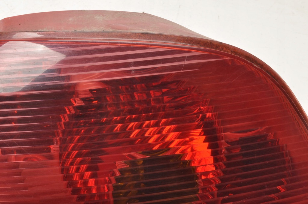 фото №7, Peugeot 307 лампа левая задняя левый задняя