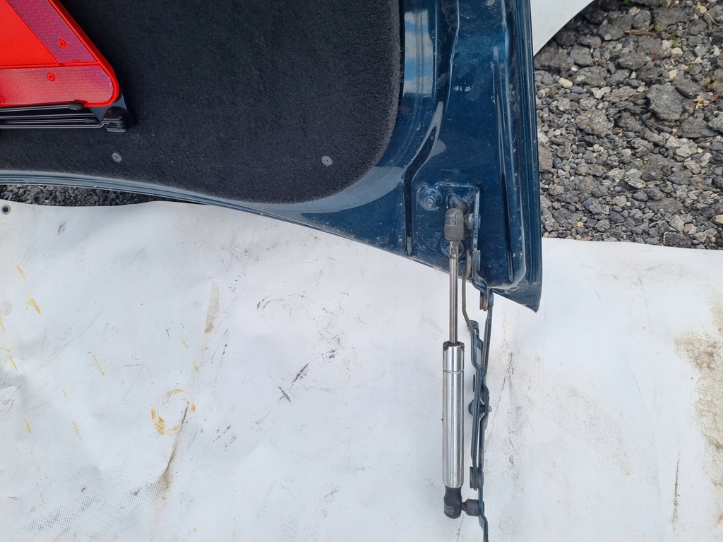 фото №9, Крышка багажника задняя задняя багажника vw bora sedan kpl. lak. lc6x