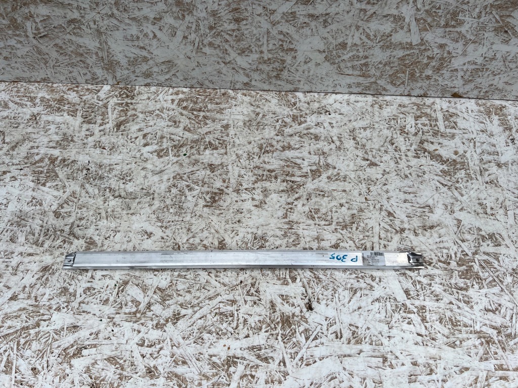 фото №1, Балка усилитель перед audi tt 8j 8j0 хром