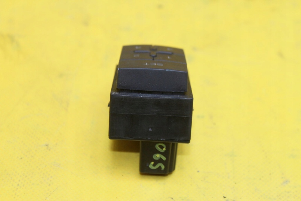 фото №3, Перемикач пам'яті сидіння a8 d3