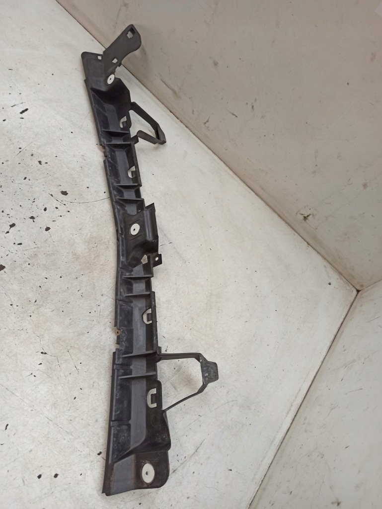 фото №9, Opel astra j iv направляющая средний бампера задняя 13266743