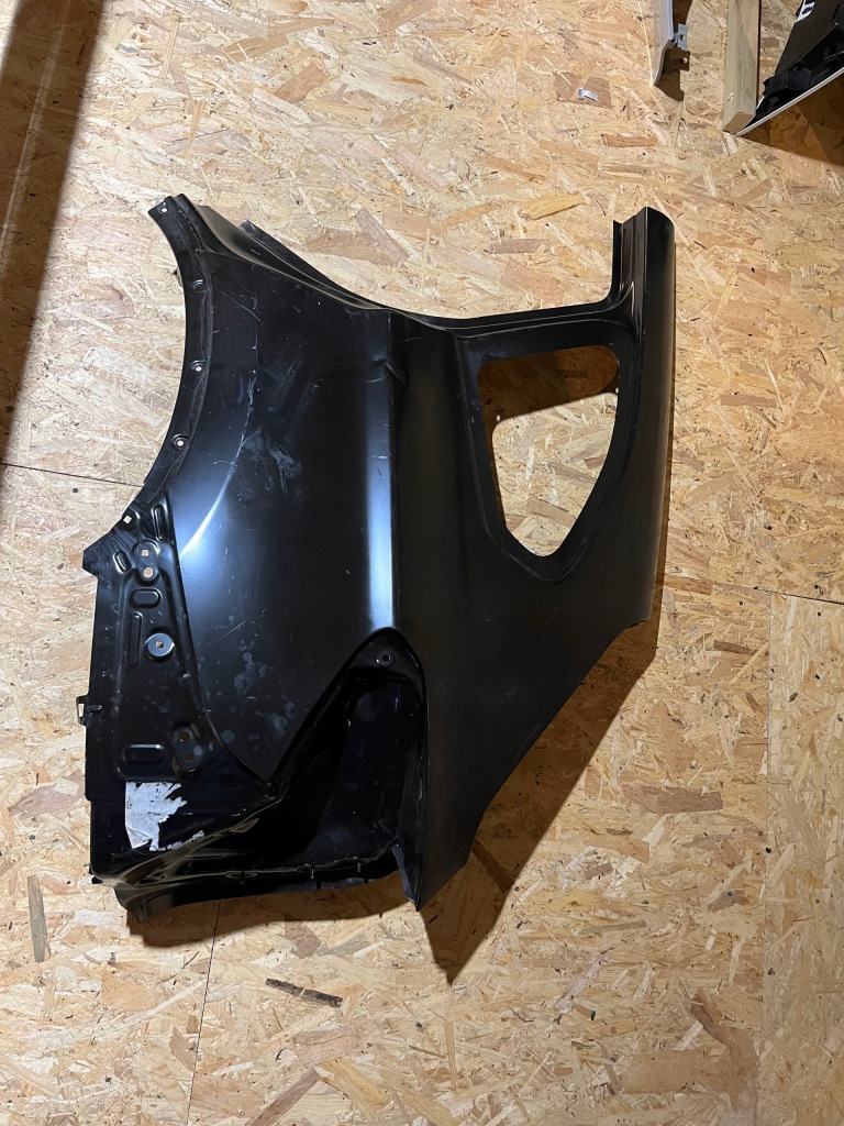 фото №1, Bmw x1 f48 крила лівий задній