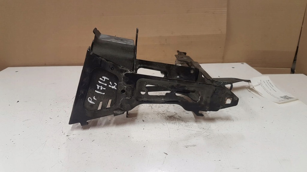 фото №8, Направляющая лампы перед сторона левая bmw 1 f20 f21 ka98854060305