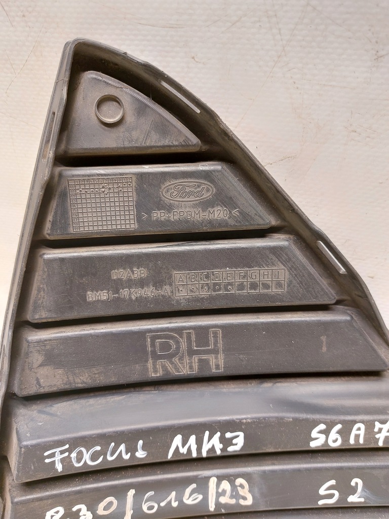 фото №1, Решітка бампера ліва ford focus mkiii