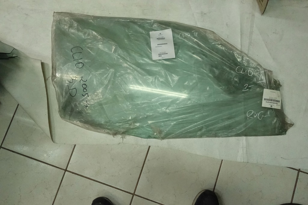 фото №1, Скло renault clio 05 3 двері права