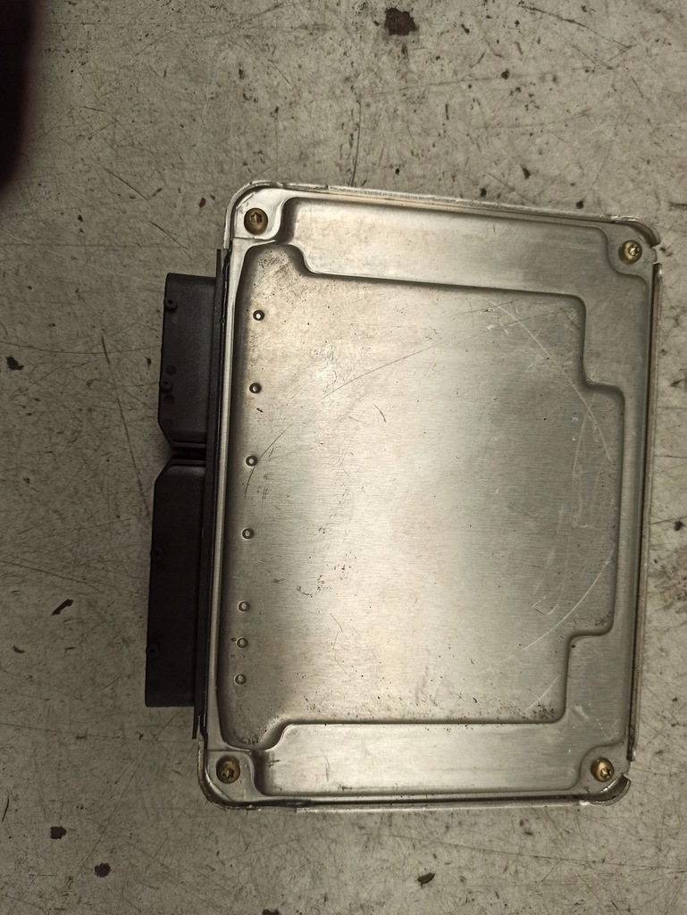 фото №7, Audi a4 b6 бортовий комп'ютер двигуна блок керування 8e0907401