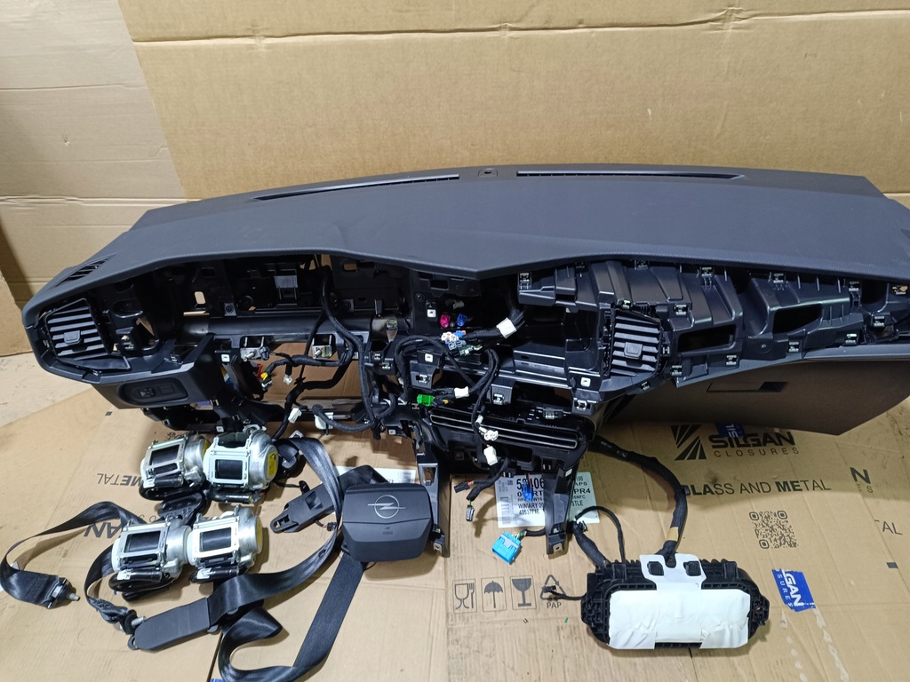 фото №11, Консоль приборная панель подушка безопасности ремни набор opel mokka b