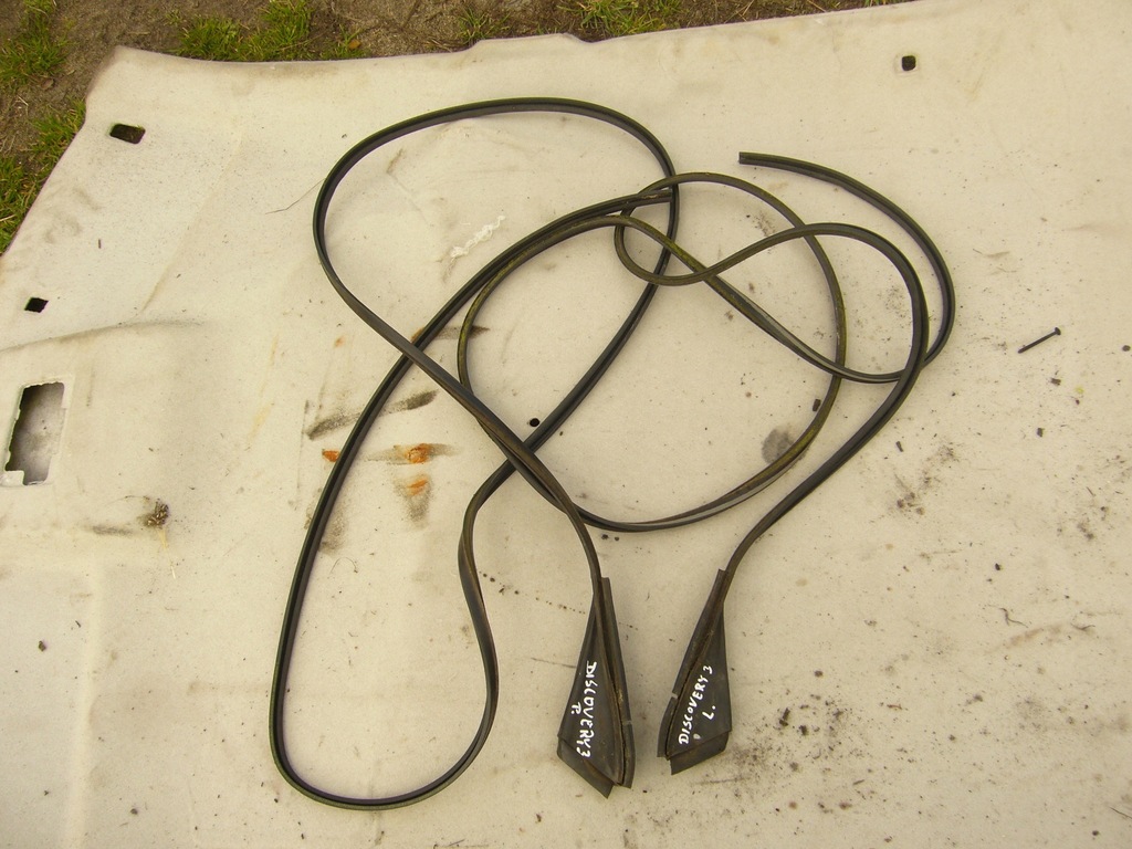 фото №1, Land rover discovery iii 3 - прокладка скло перед правий