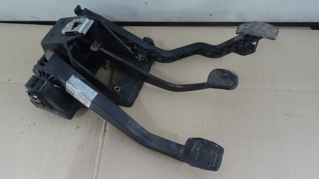 фото №1, Ducato 2 ii 1.9d педали сцепления тормоза газа