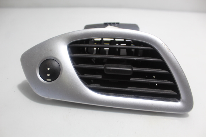 фото №1, Решітка обдув ліва renault megane scenic iii