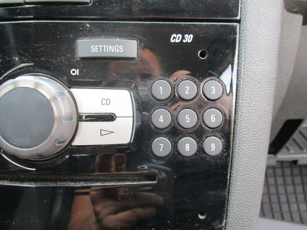 фото №2, Радио cd 30 corsa d plus kod