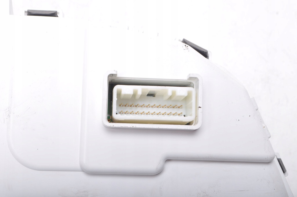 фото №6, Mitsubishi lancer viii 1.6 счетчик приборы eu 8100b821