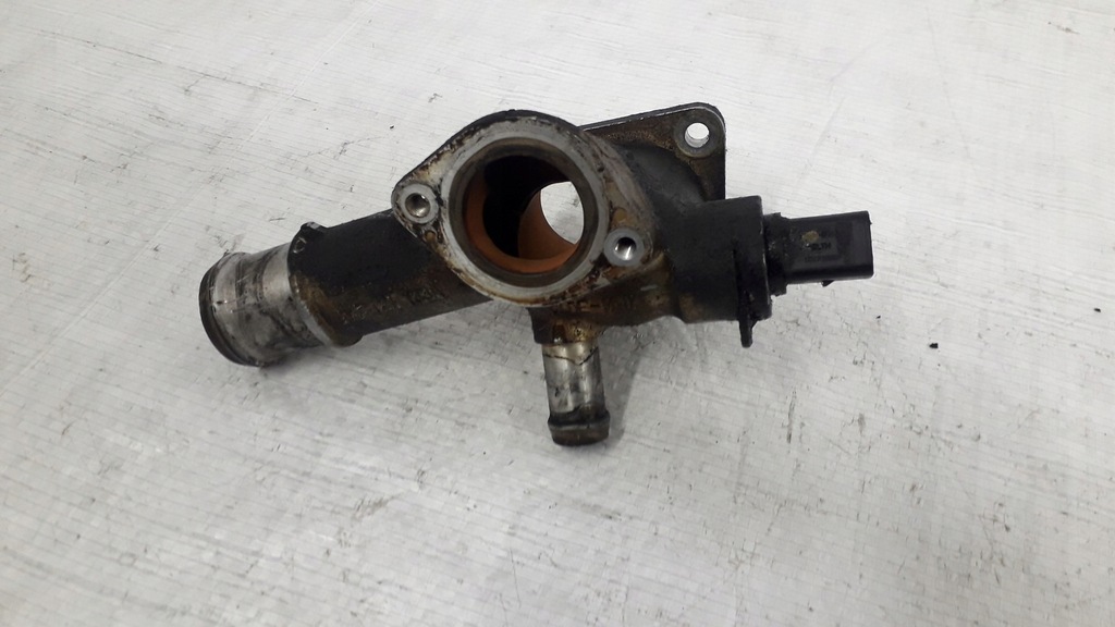 фото №11, Seat 038121133a корпус термостата